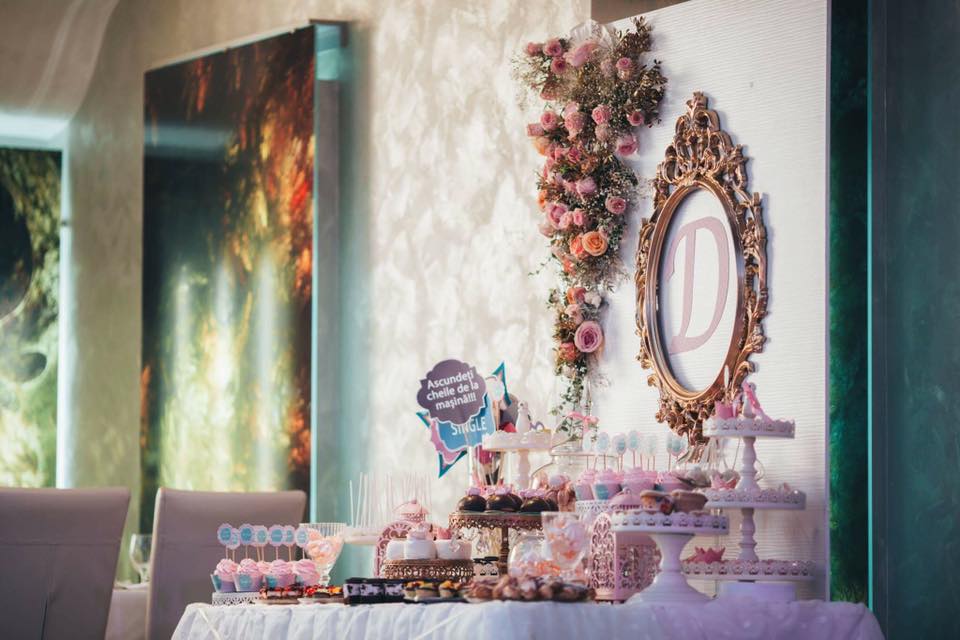 Post Slideshow Image