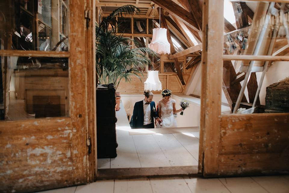 Post Slideshow Image