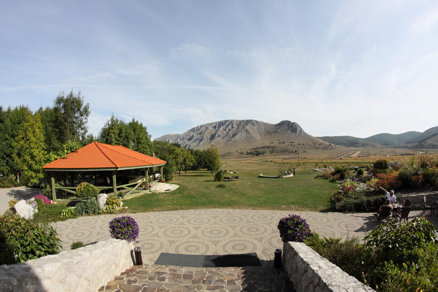 Post Slideshow Image